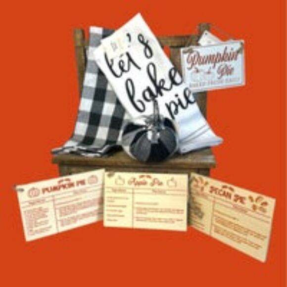 Fall Pie Theme Decorative Bundle Baking Buffalo Check Farmhouse - Picture 1 of 2